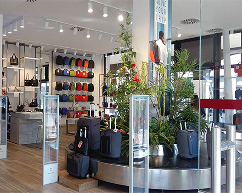 Collezioni di Borse e Valigie Fedon al Mantova Outlet Village